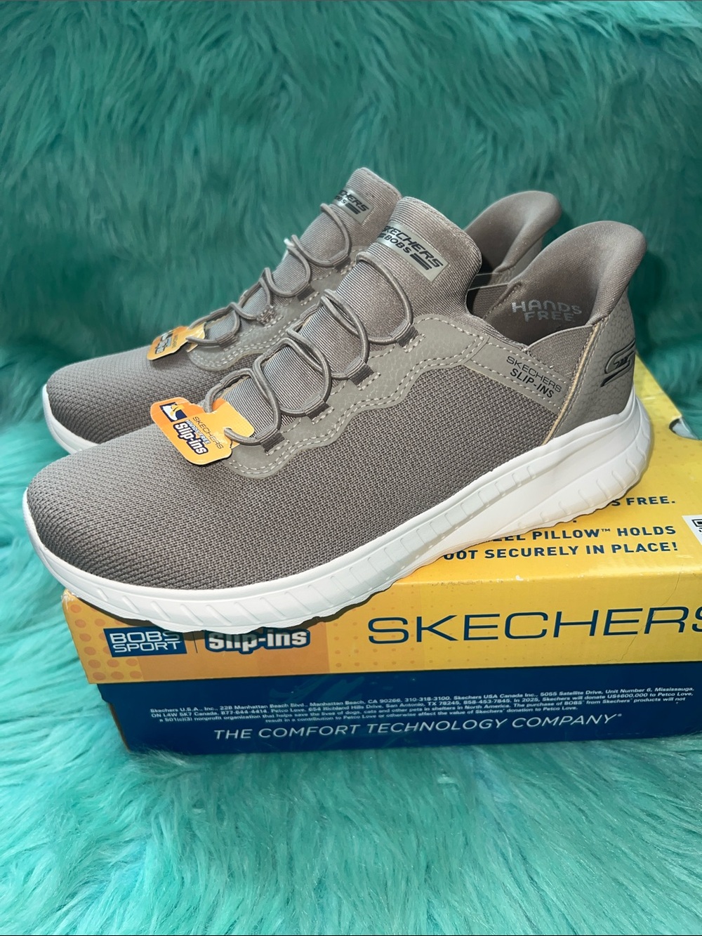 NIB Skechers Bobs Sport Hands Free Slip-Ins with Memory Foam size 8 Taupe - Picture 3 of 8